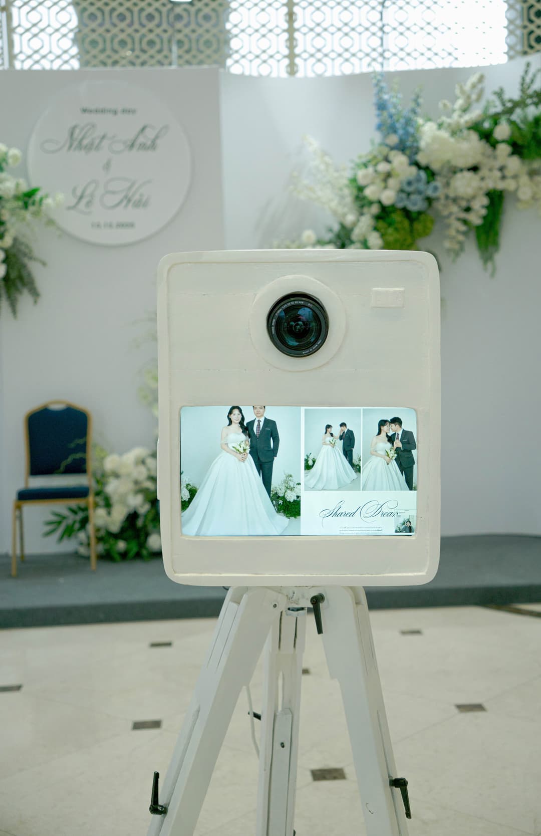 Photobooth setup with decorations