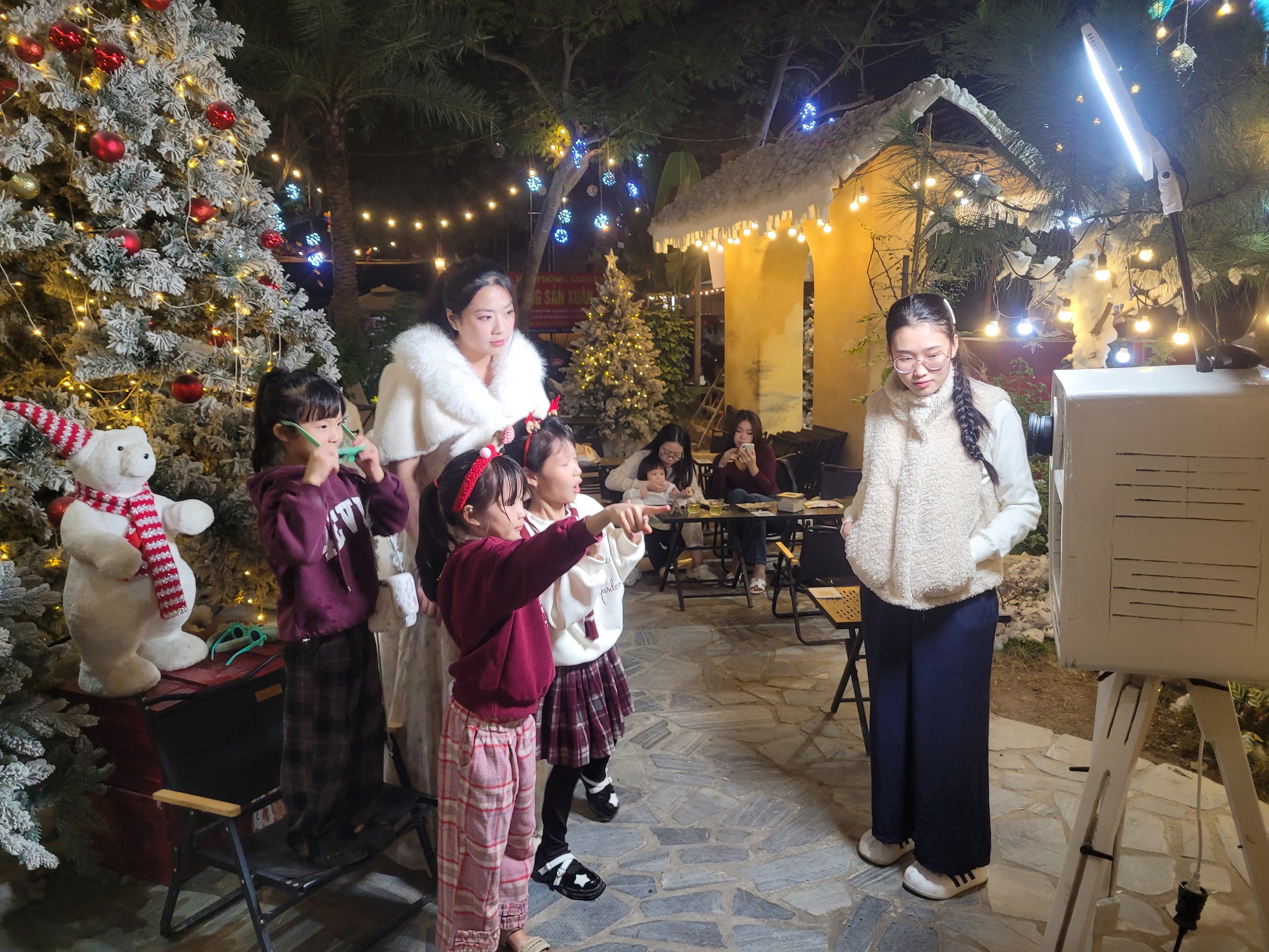 Đêm tiệc sôi động